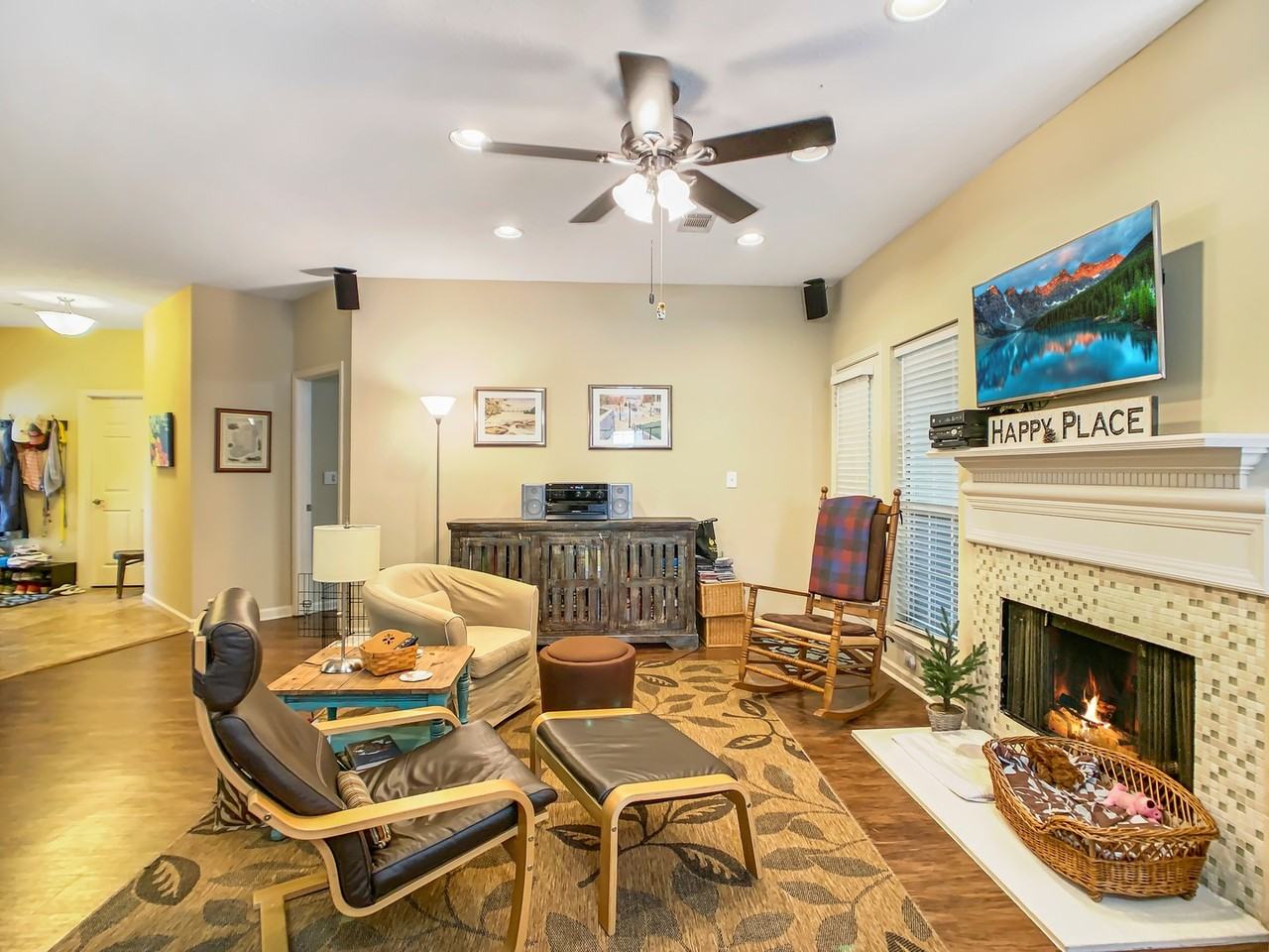 5 Thornbury - Photo 3 of 6