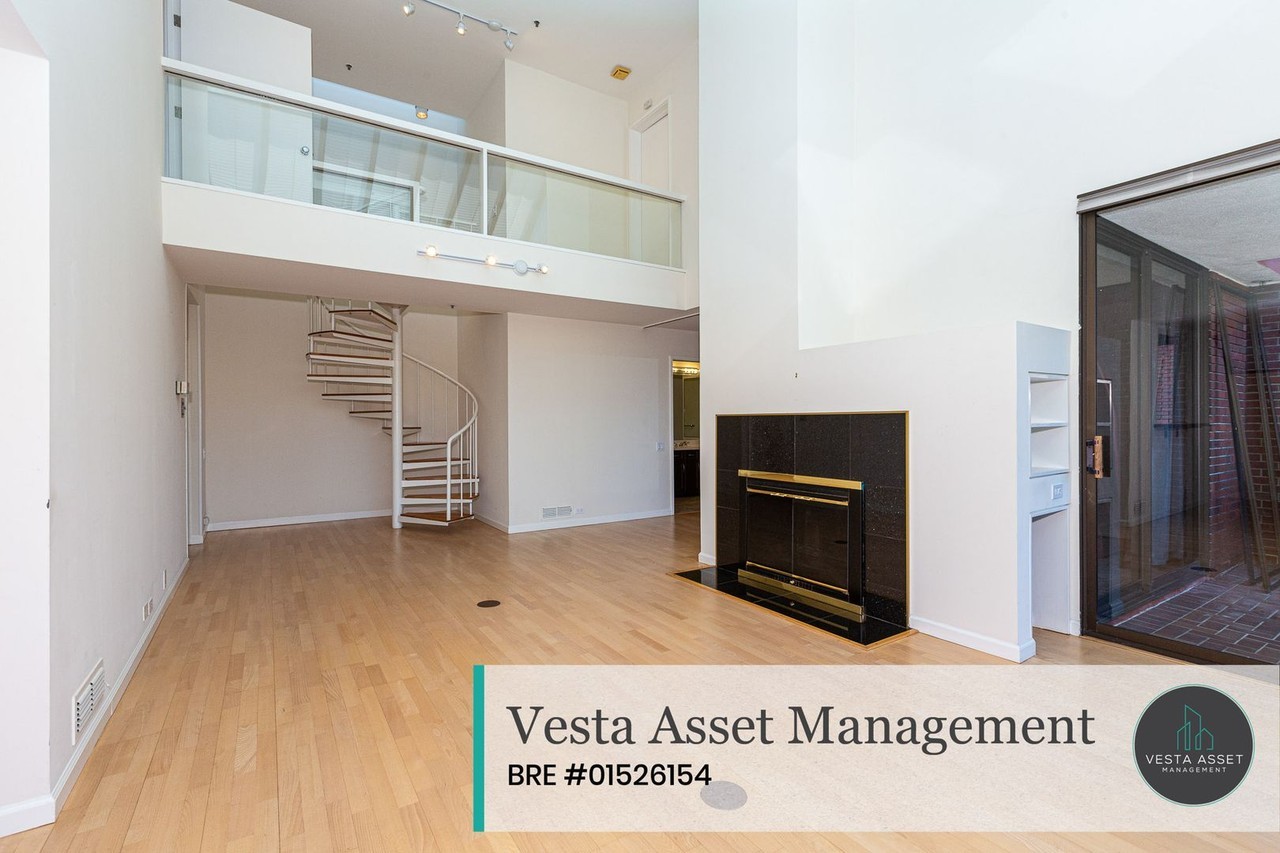 640 Davis St #42 - Photo 4 of 35