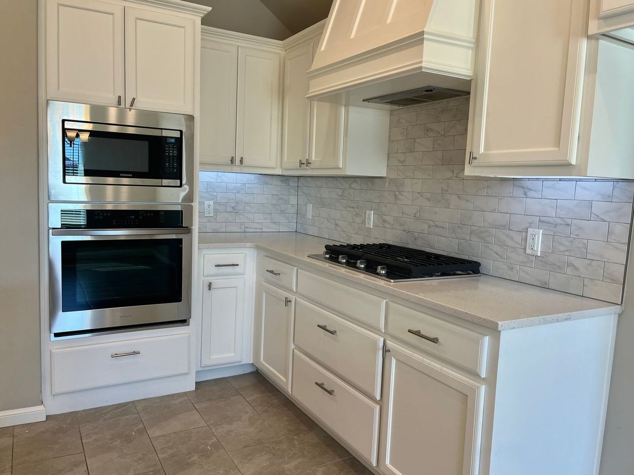 4204 Nw 152nd St - Photo 5 of 19