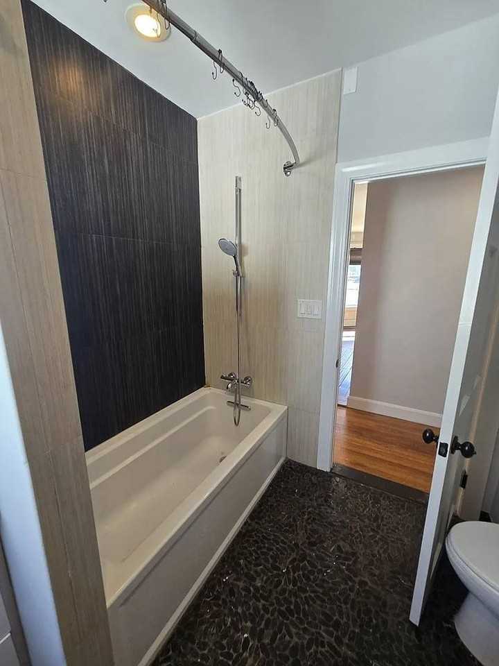 23 Bentley St - Photo 7 of 24