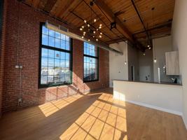 featured image of 467 Roosevelt Ave