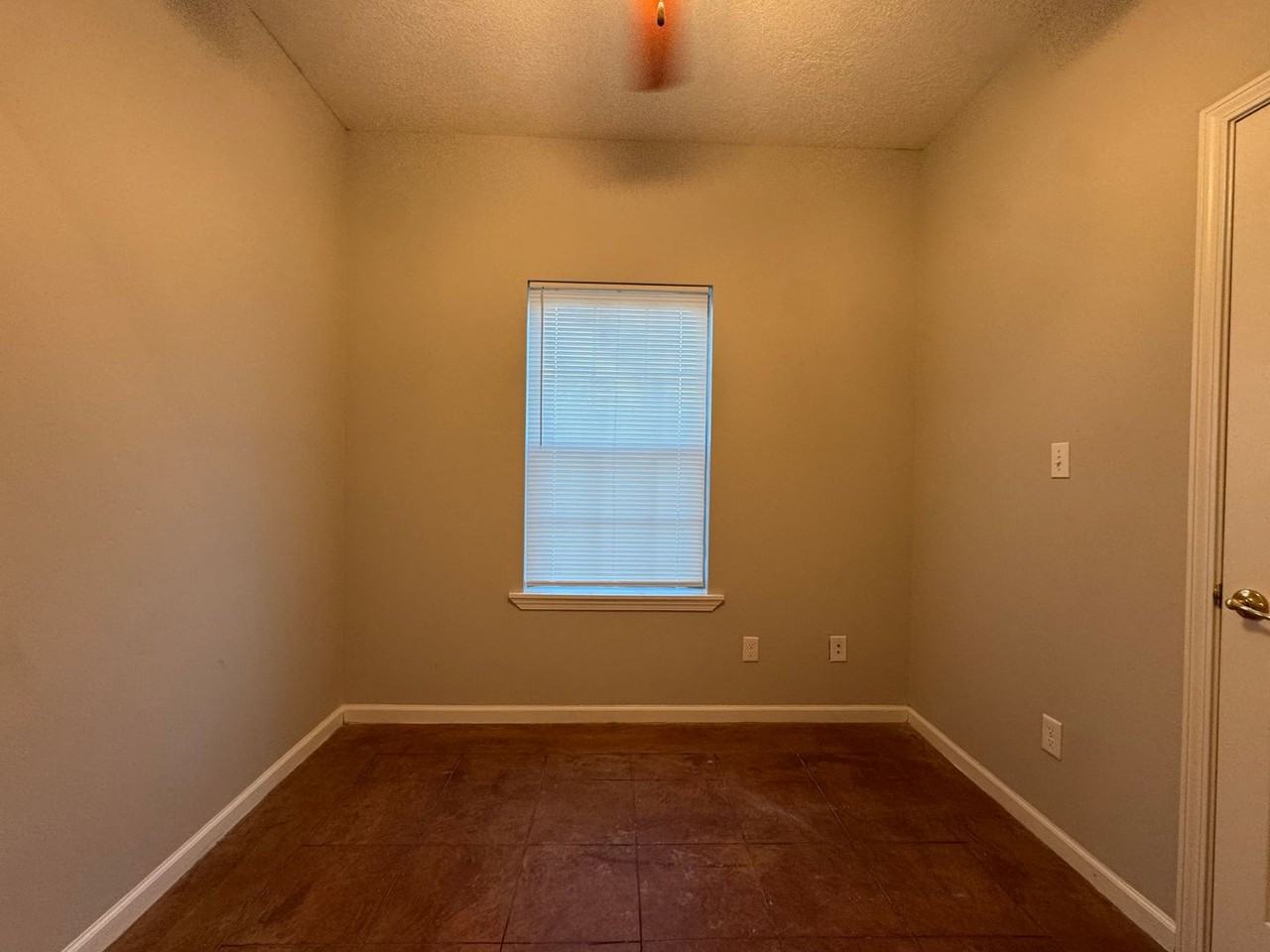 2991 Hardee Rd - Photo 6 of 9