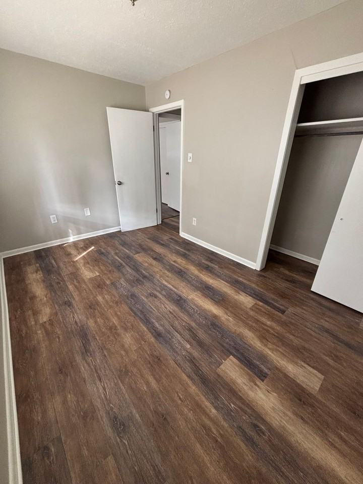 3456 Lanell Ln - Photo 7 of 13