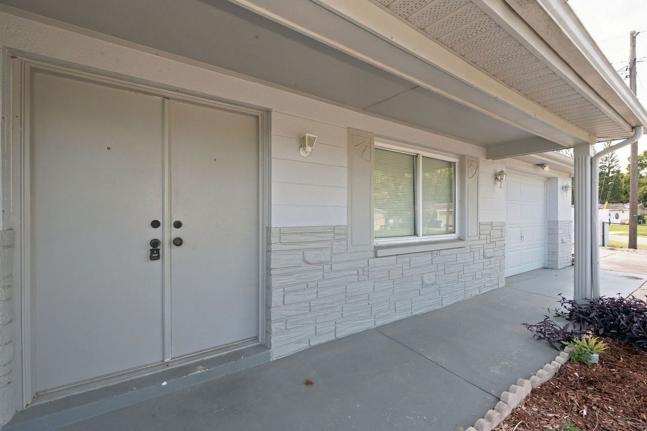 4719 Bonton Dr - Photo 2 of 19
