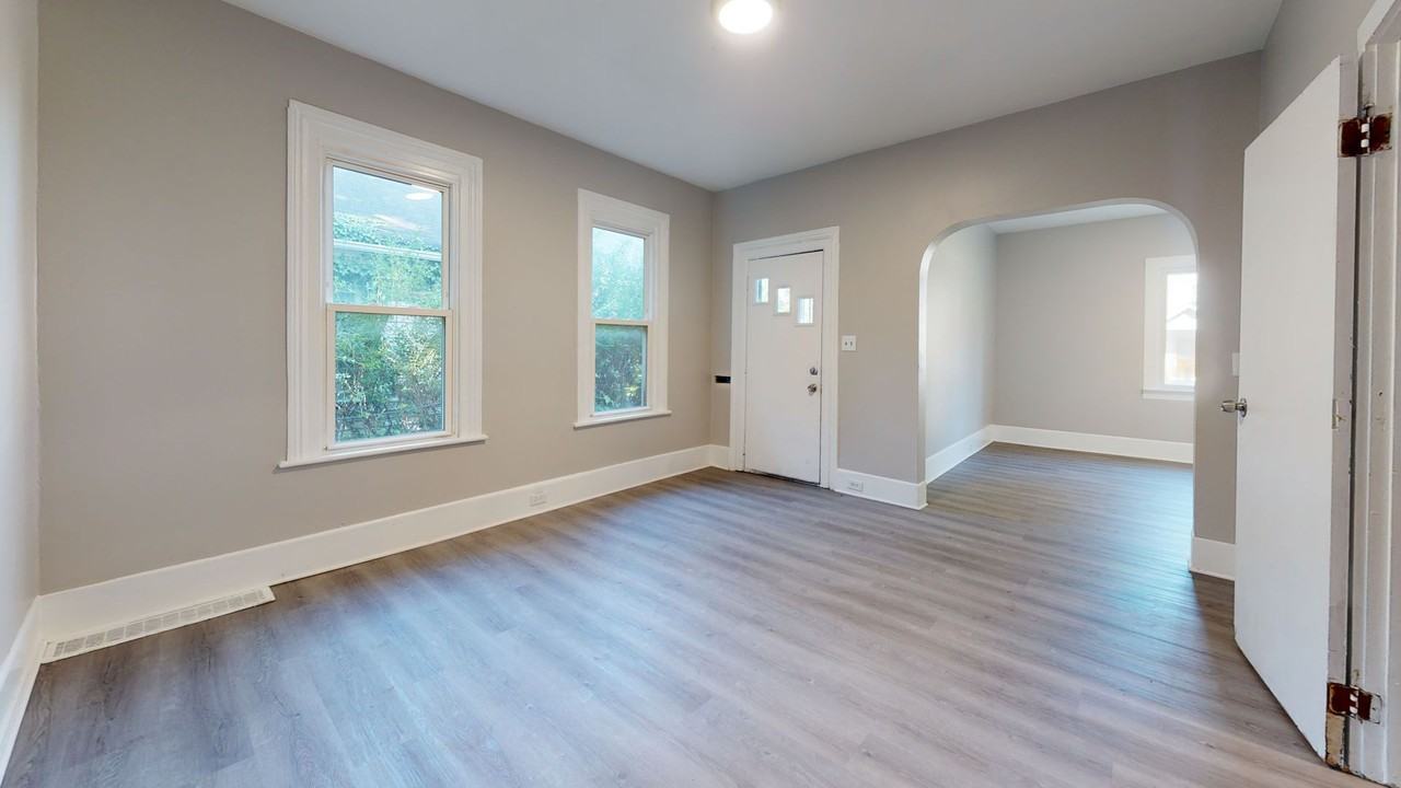 6906 Gertrude Ave - Photo 2 of 32