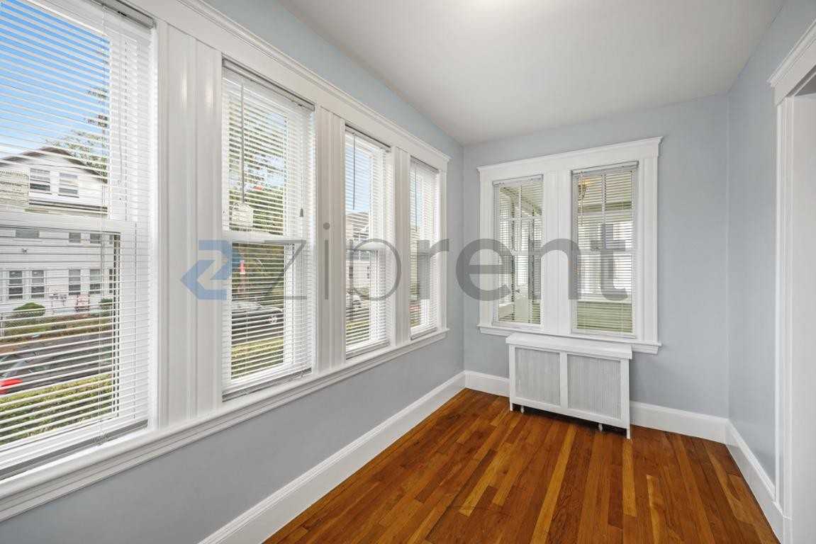 75 Sunnyside St #1 - Photo 7 of 25
