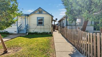 featured image of 739 Indiana St #A