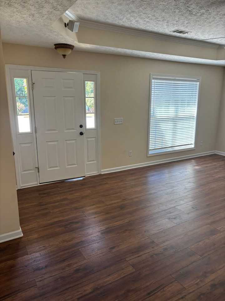 616 Sonoma Ct - Photo 2 of 18