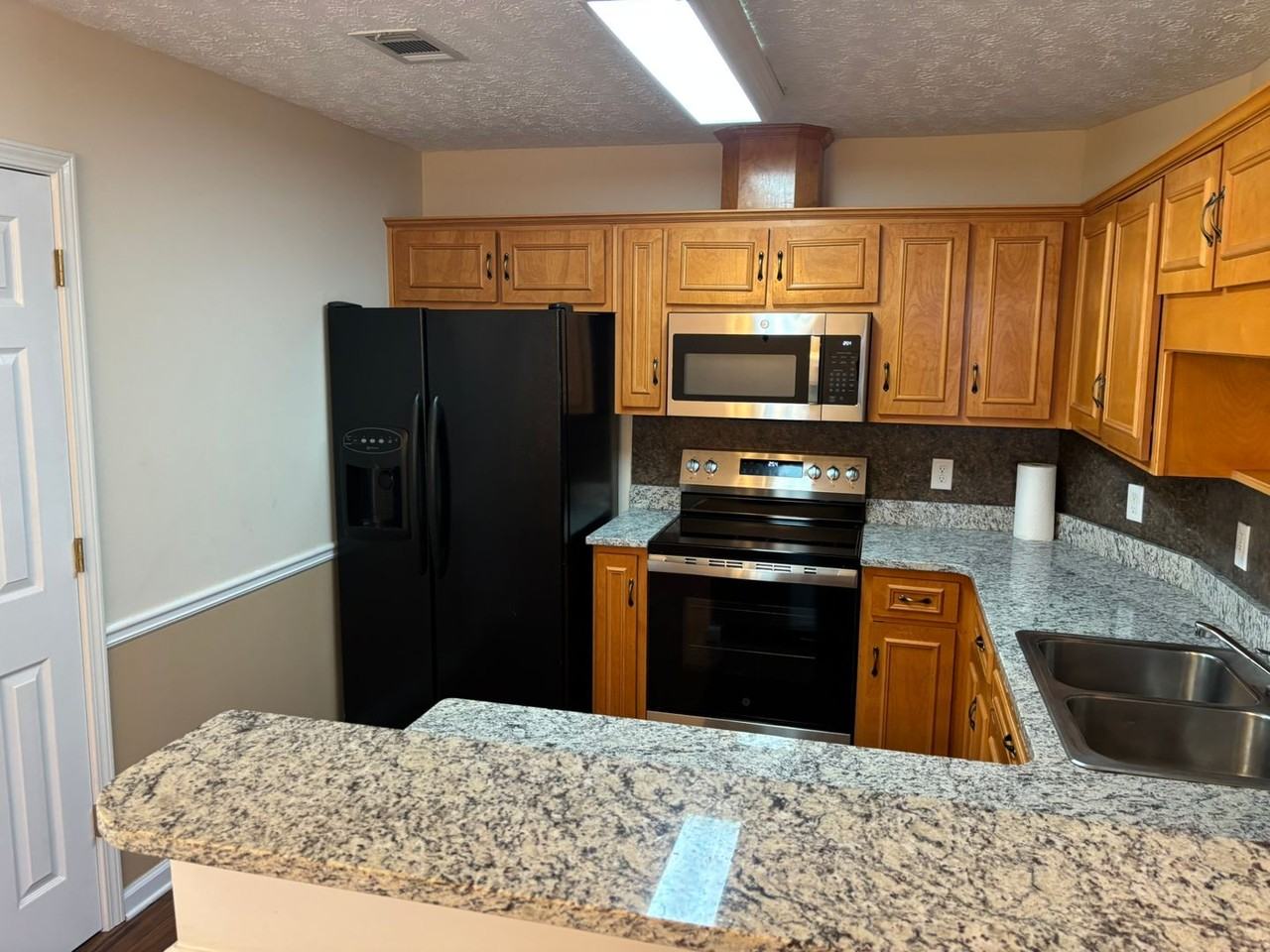 616 Sonoma Ct - Photo 5 of 18
