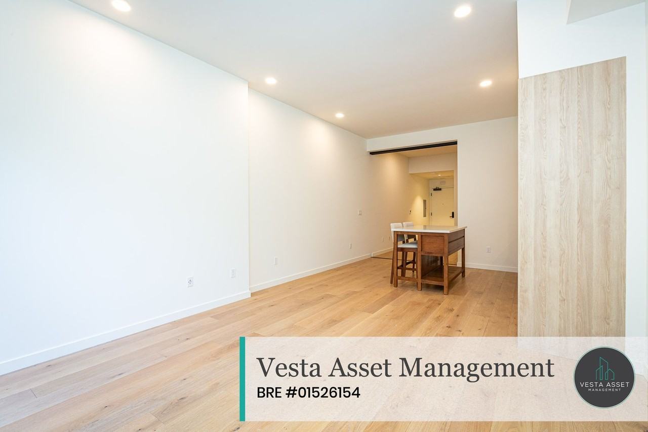 2935 Larkin St #L104 - Photo 6 of 21