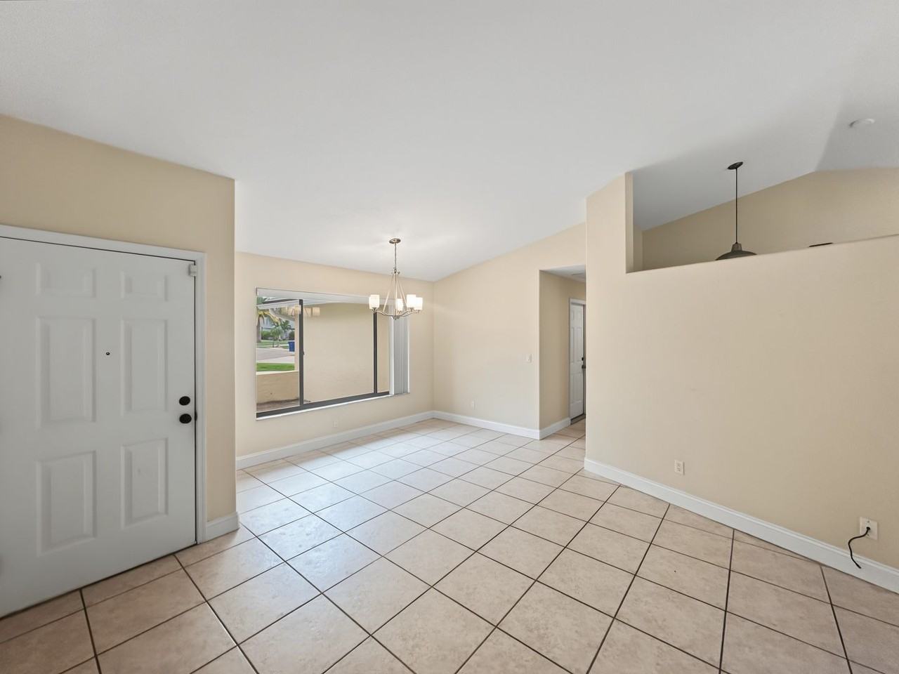 18861 Pine Run Ln - Photo 6 of 23