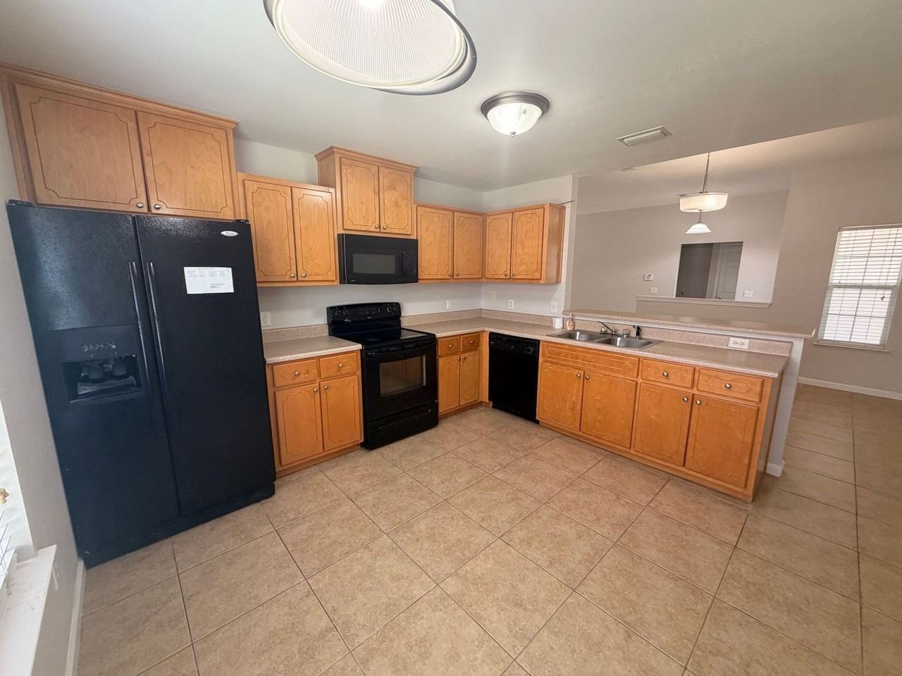 3545 Azalea Way - Photo 5 of 17
