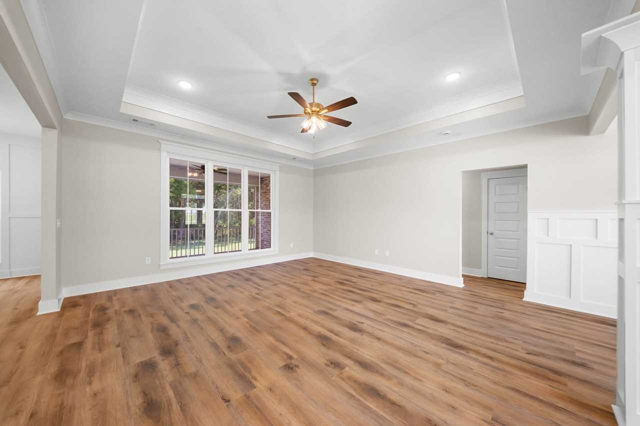 12 Wysteria Ln - Photo 4 of 40