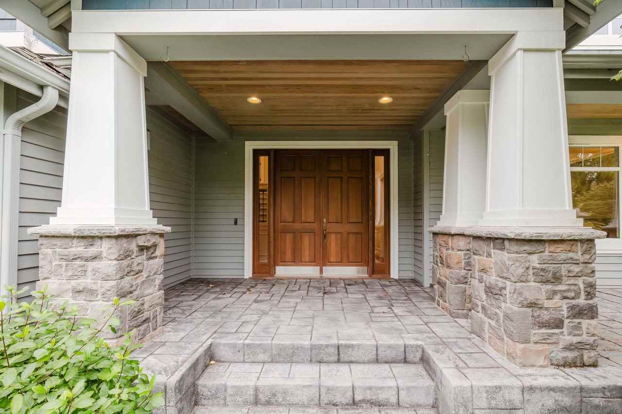 9545 Ne Idelweis Ct - Photo 3 of 50