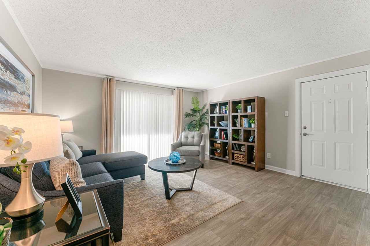 445 Cleveland - Photo 2 of 50