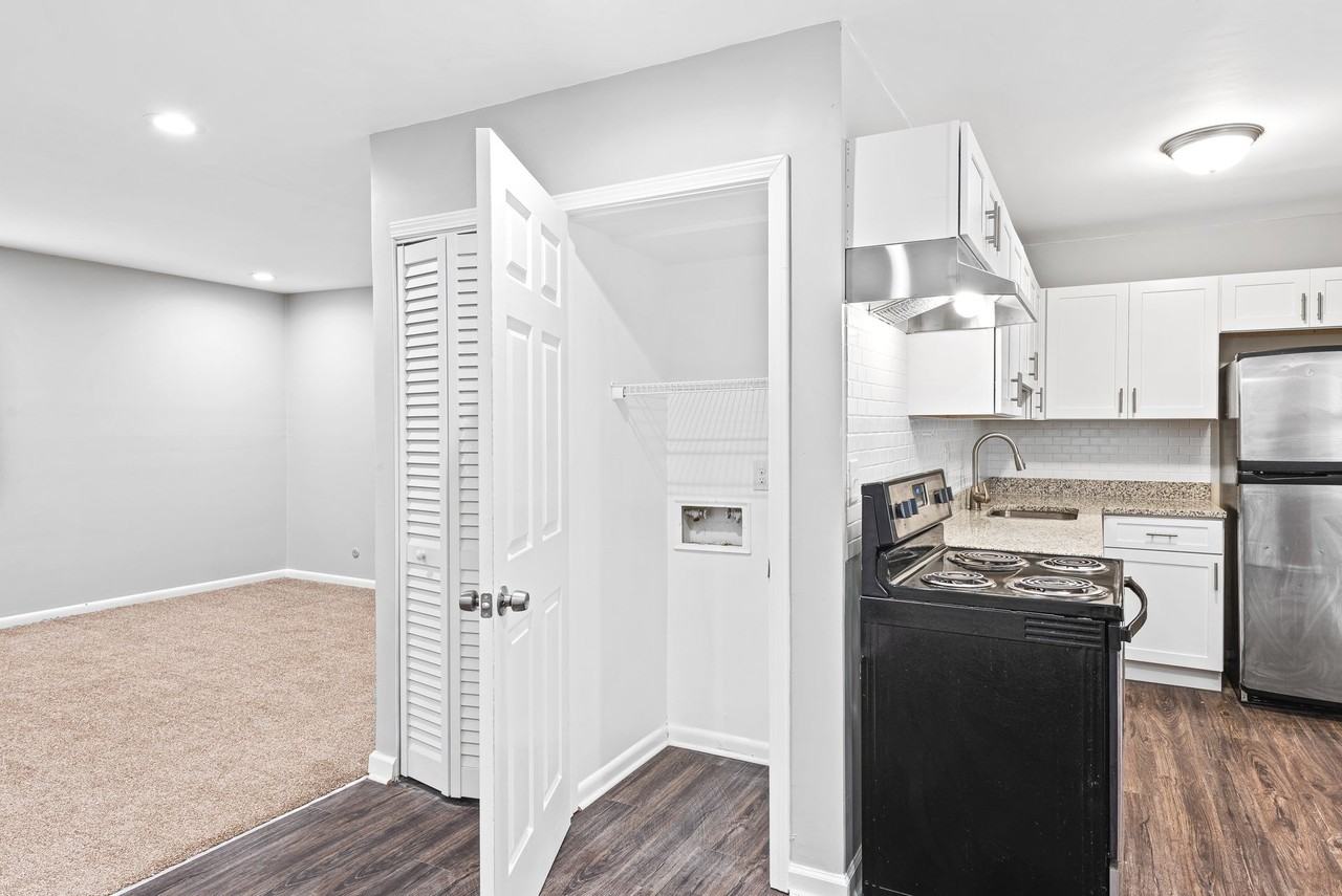 Georgian Oaks Apartments - Photo 3 of 50