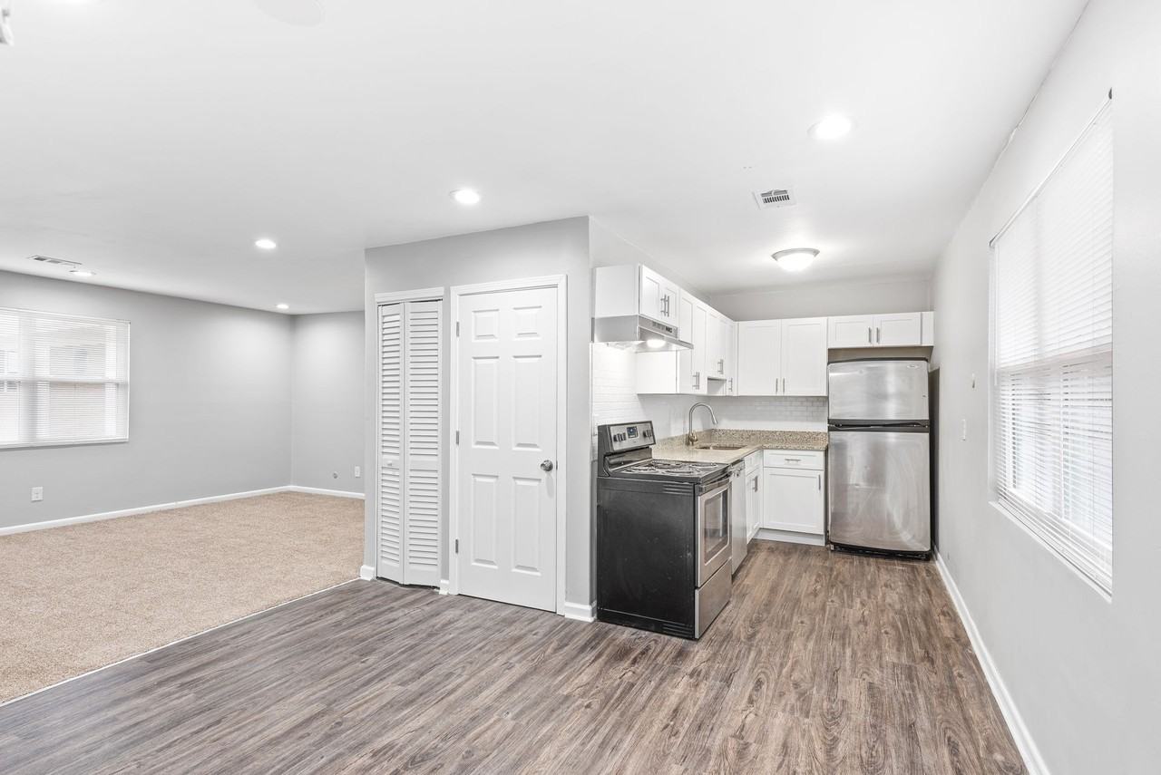 Georgian Oaks Apartments - Photo 4 of 50