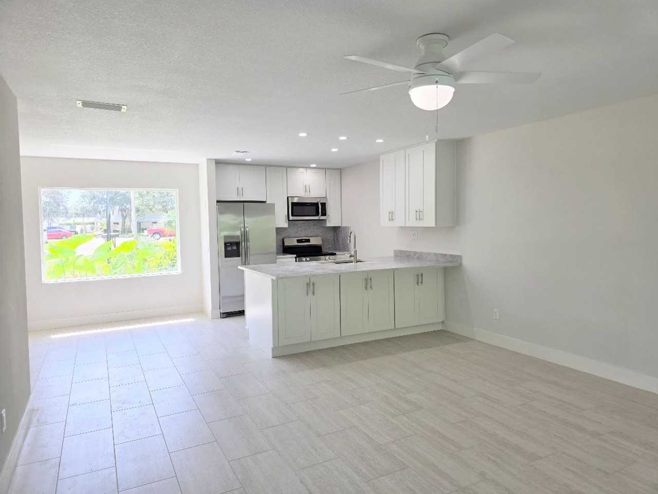 1307 N Seagull Pt - Photo 3 of 28