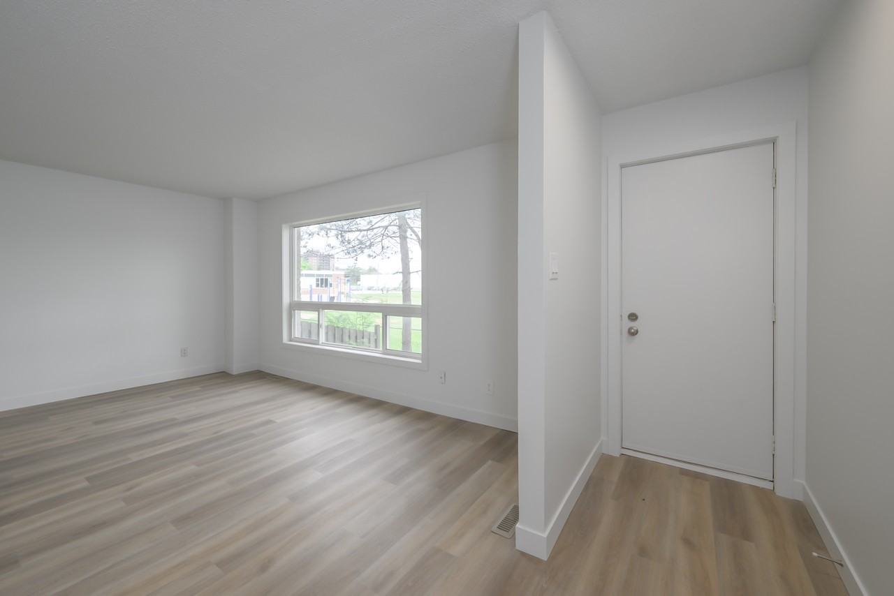 550 Second Street #33 - Photo 4 of 21