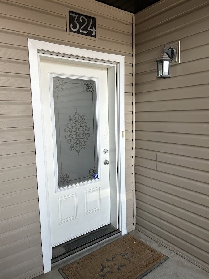 125 Willis Crescent 324 - Photo 2 of 16