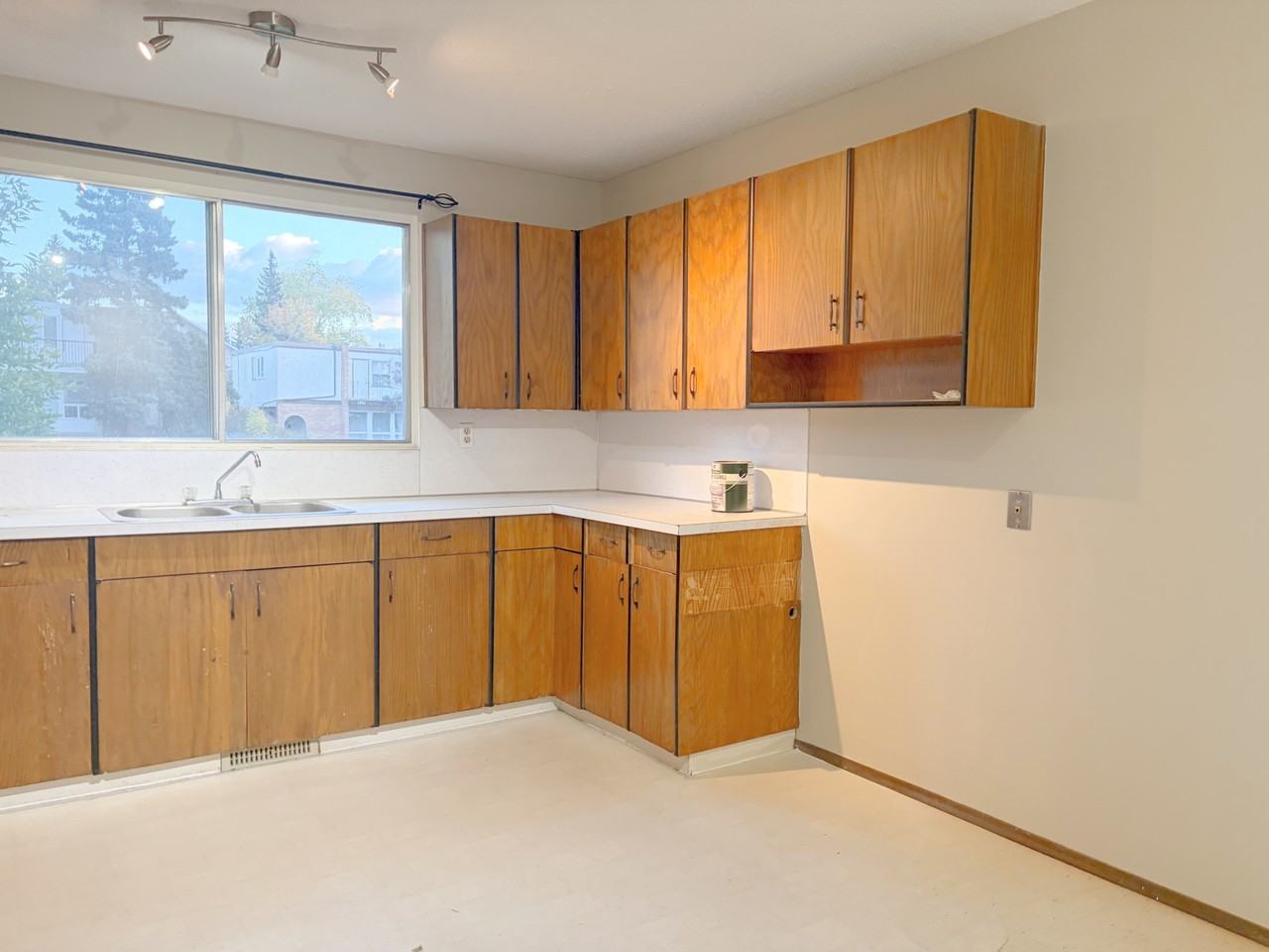 1415 Nutana Pl Nw - Photo 3 of 16