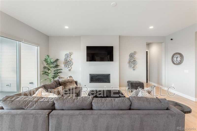 6444 Kenzie Cir - Photo 6 of 31