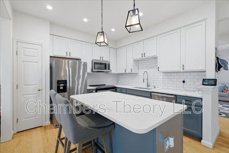 13510 Avonmore Dr - Photo 4 of 46