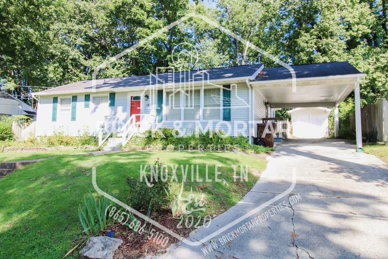 121 E Arrowwood Rd - Photo 2 of 27