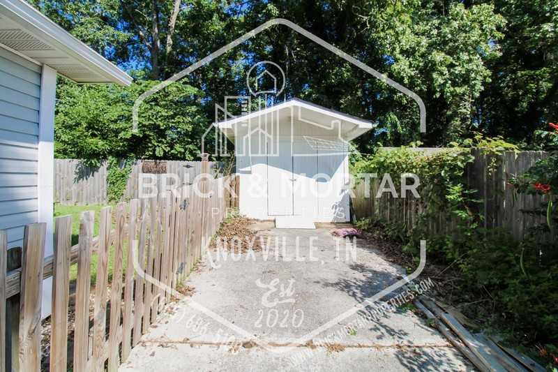 121 E Arrowwood Rd - Photo 6 of 27