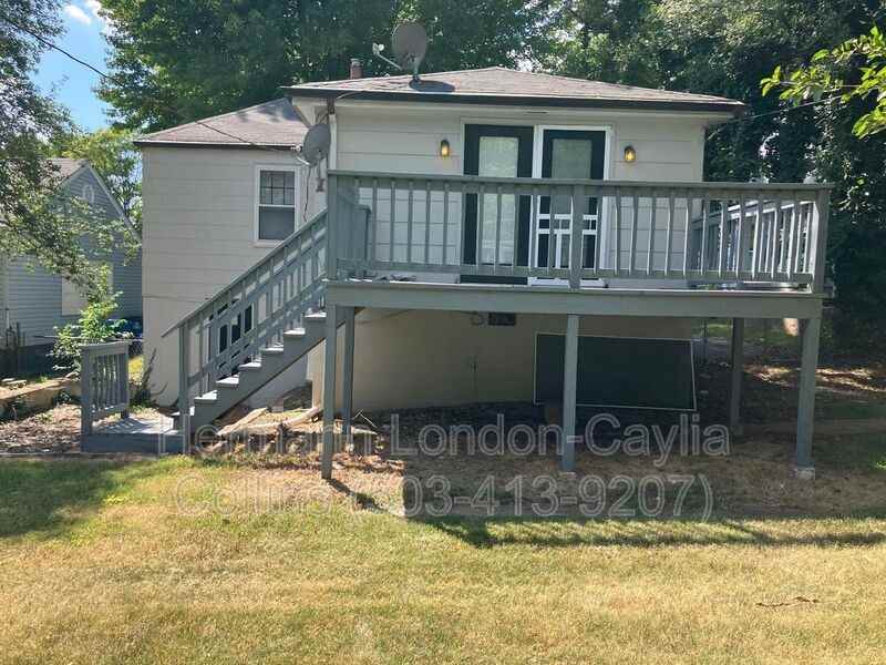 7117 Seymour Dr - Photo 4 of 20