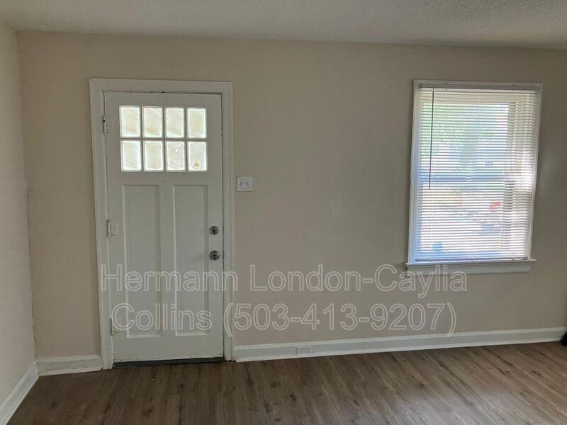 7117 Seymour Dr - Photo 5 of 20