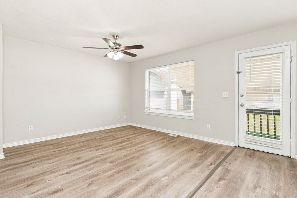 4083 Sw - Photo 5 of 18