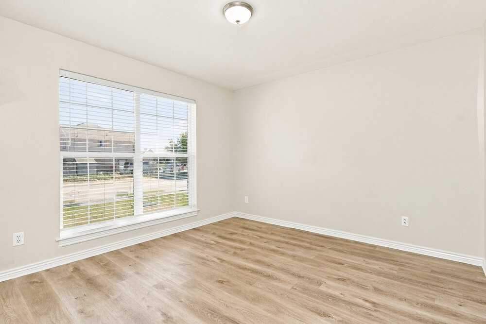 4083 Sw - Photo 6 of 18