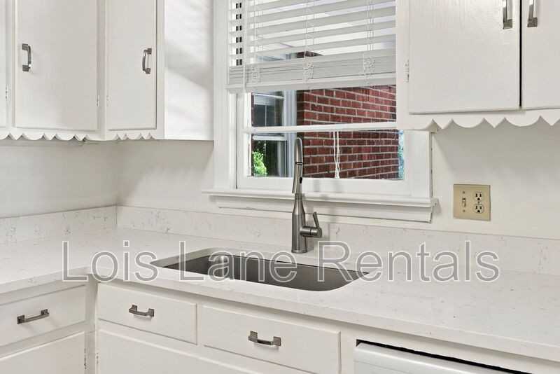 2133 Wappoo Dr - Photo 6 of 25