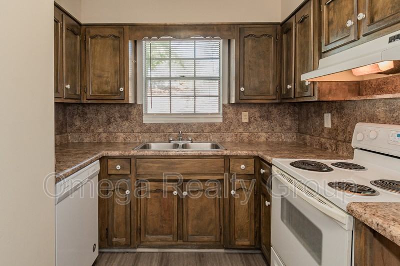 3308 Warringwood Dr - Photo 5 of 29