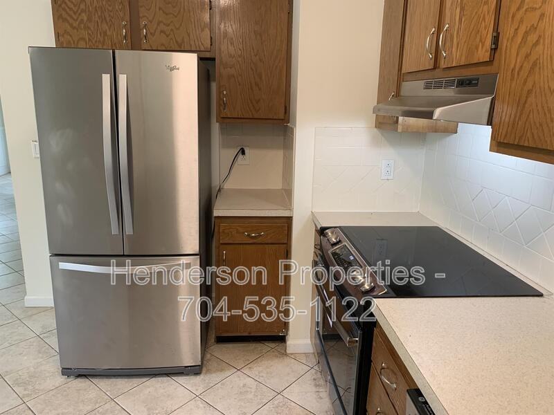 6516 Park South Dr - Photo 5 of 11