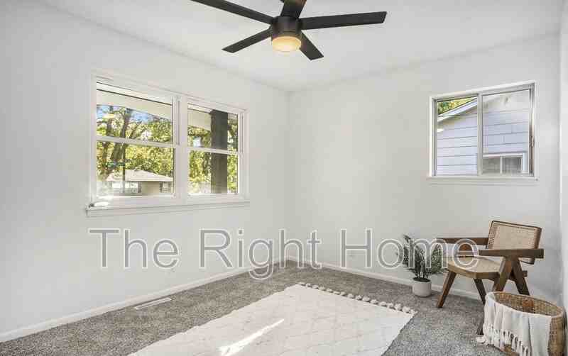 6302 Camden Ave - Photo 7 of 23