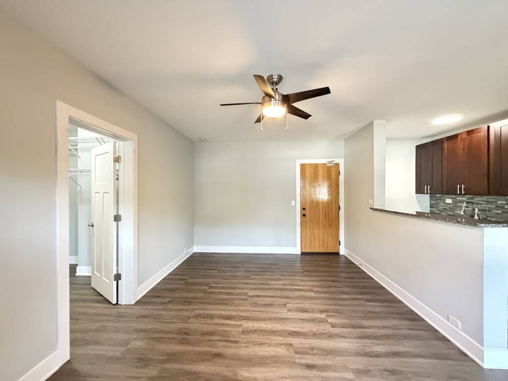 730 Judson Ave #09 - Photo 7 of 21