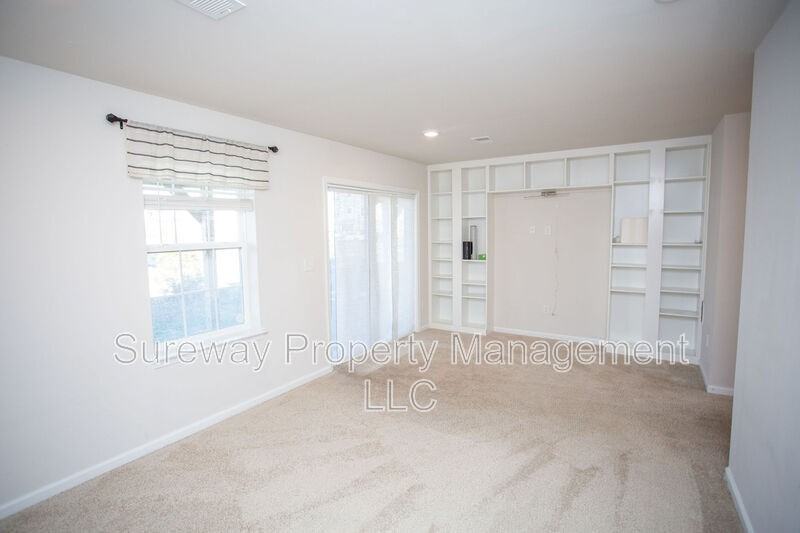 22 Rome Way - Photo 5 of 50