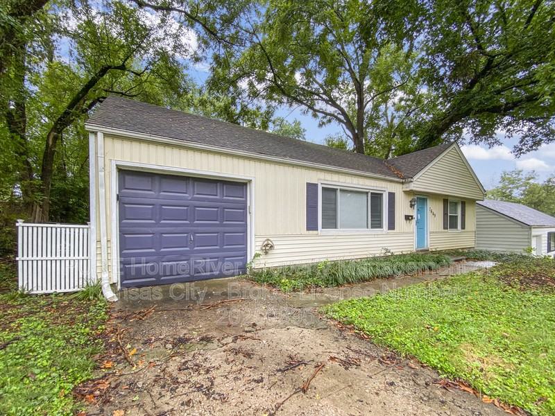 7669 Rainbow Dr - Photo 4 of 22