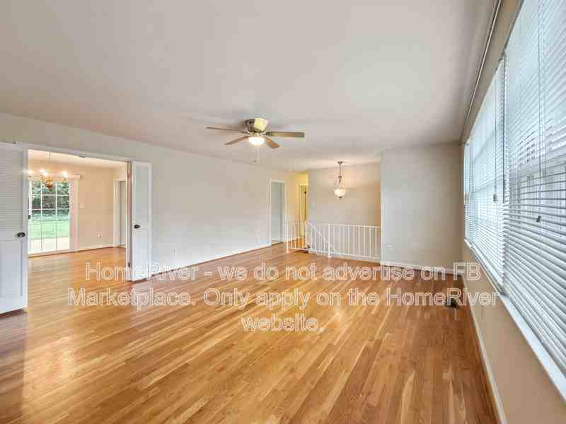 4203 Wilton Woods Ln - Photo 5 of 22