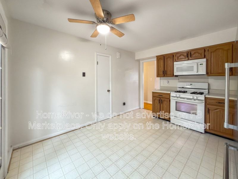 4203 Wilton Woods Ln - Photo 7 of 22