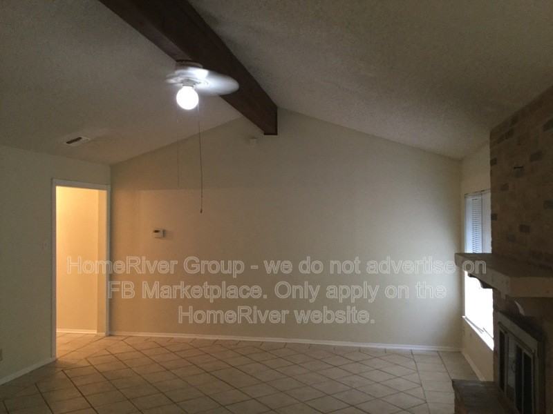 1051 Gallatin Dr - Photo 5 of 13