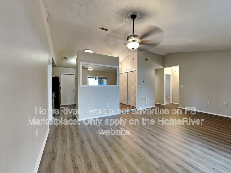 3484 Commerce Ave - Photo 5 of 25