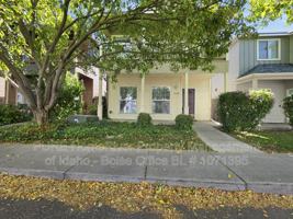 featured image of 419 W Hale St