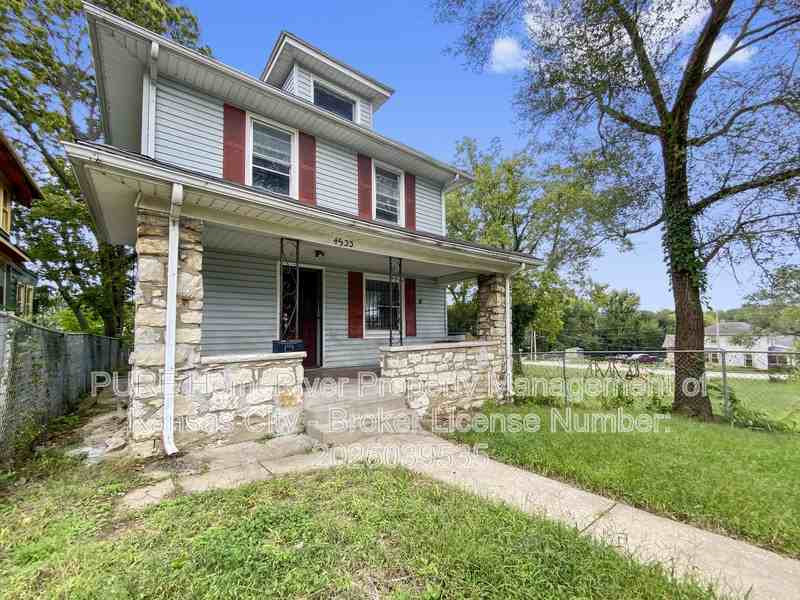 4533 Wabash Ave - Photo 4 of 22