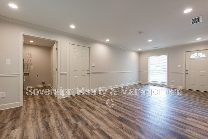 455 Bolton Rd Nw - Photo 5 of 19