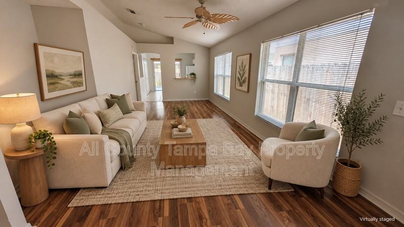 6047 White Sails Dr - Photo 5 of 23