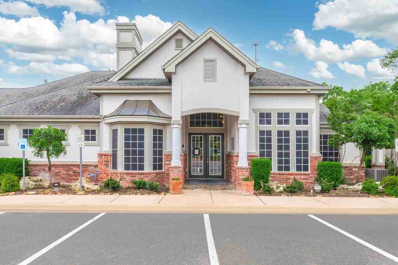 Cedar Park Townhomes - Photo 6 of 48