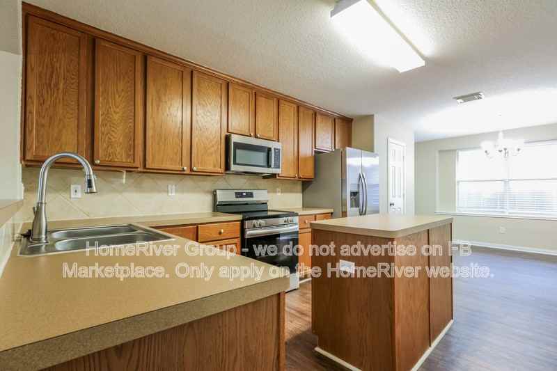 3721 Treasure Island Dr - Photo 7 of 21
